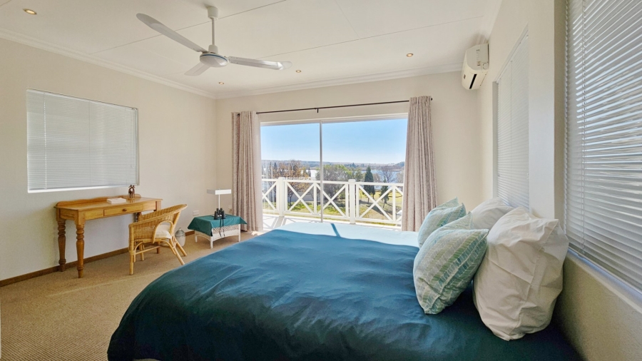 4 Bedroom Property for Sale in Bishops Bay Free State